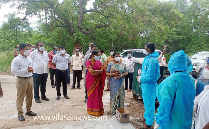 தூத்துக்குடி அரசு பாலிடெக்னிக் கல்லூரி கொரோனா சிகிச்சை  மையத்தில் ஆய்வு!