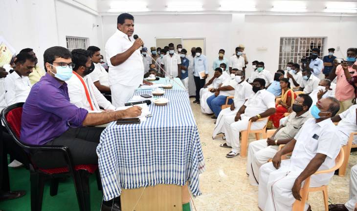 ஸ்ரீவைகுண்டம் ஊராட்சி ஒன்றியத்தின் வளர்ச்சி திட்ட ஆய்வுக்கூட்டம் 