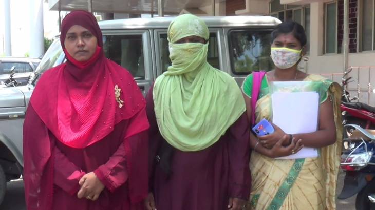 காயல்பட்டினம் நகராட்சியில் "பொது சேவை மையம்" கட்டிடப் பணிகளை துவங்க வலியுறுத்தி மாவட்ட ஆட்சியரிடம் மனு!