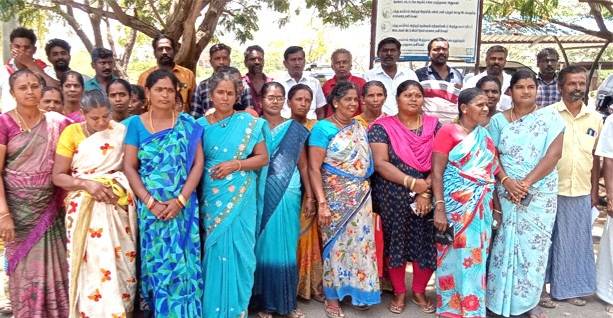 கீழ கூட்டுடன்காடு கிராம மக்கள் தூத்துக்குடி மாவட்ட ஆட்சியரிடம்  கோரிக்கை!

