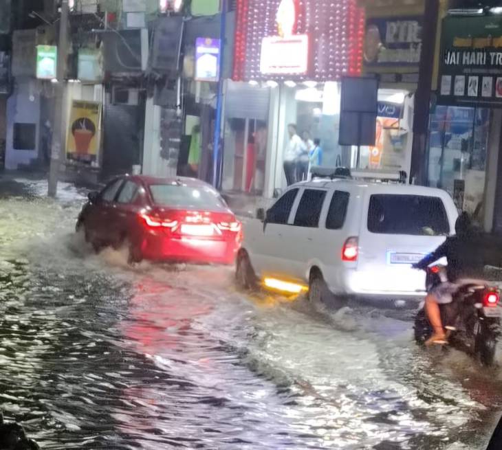 தூத்துக்குடியை மிரட்டும் மழை... என்ன செய்கிறார் மேயர் ஜெகன் பெரியசாமி?

