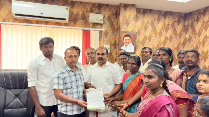 தண்ணீர் எங்கே? பா.ஜ.க. கொடுத்த ஒரு  வாரம் கெடு... தூத்துக்குடியில் தி.மு.க.வுக்கு எதிராகப் போராட்டம்!